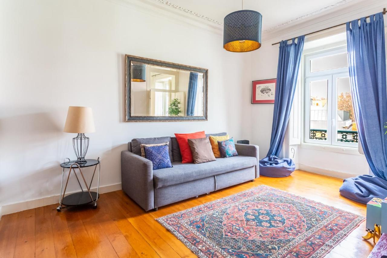 Bright 2 Bedroom Apt 100M From Av. Liberdade Лісабон Екстер'єр фото